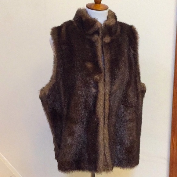 Parkhurst Faux Fur Vest XL - Picture 2 of 10